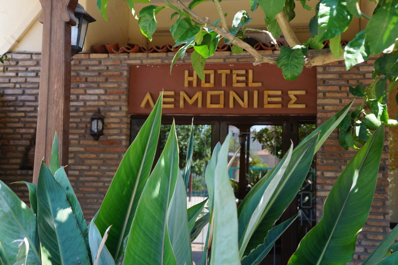 Hotel Lemonies Diakopto Exterior foto